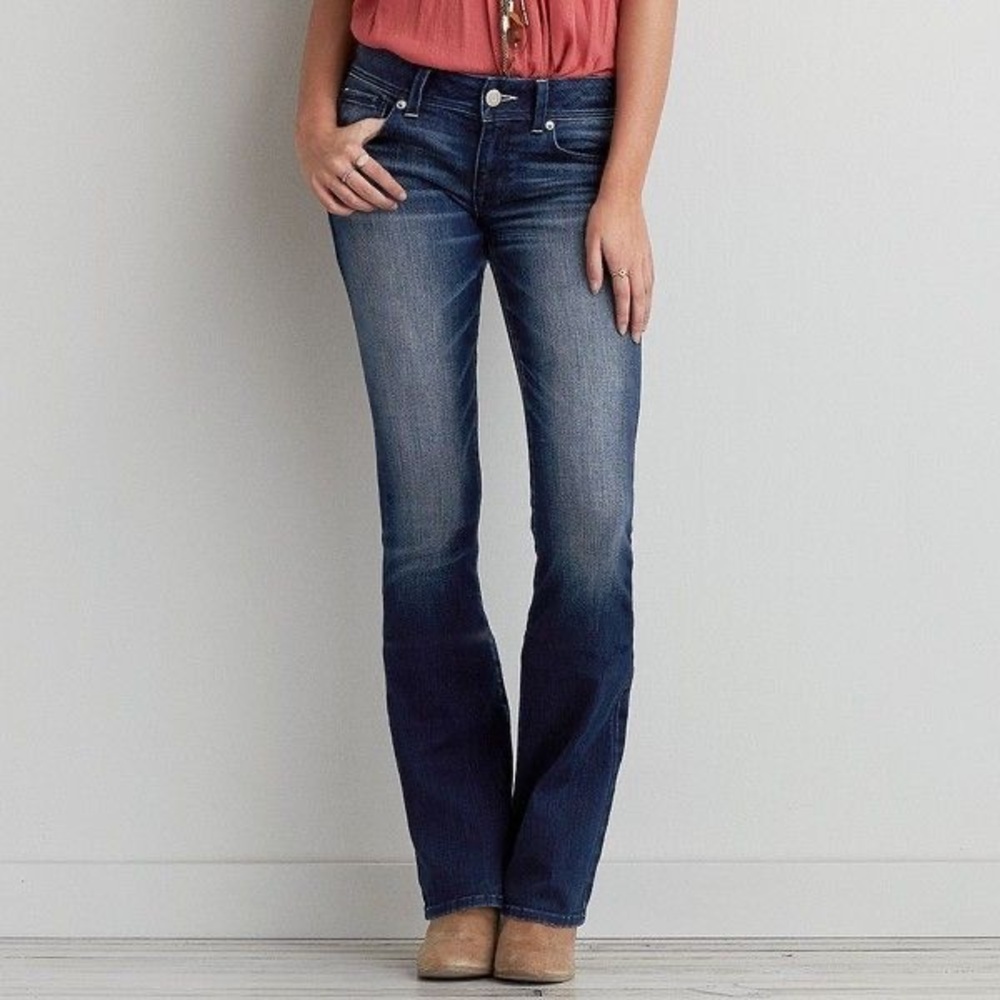 NWOT American Eagle boyfriend jeans